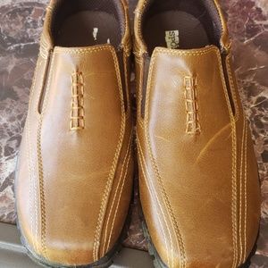 Boys Stadium Stag Brown slip on dress shoes 2.5M